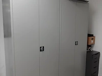 Volledige bureauopstelling - afbeelding 10 van  11