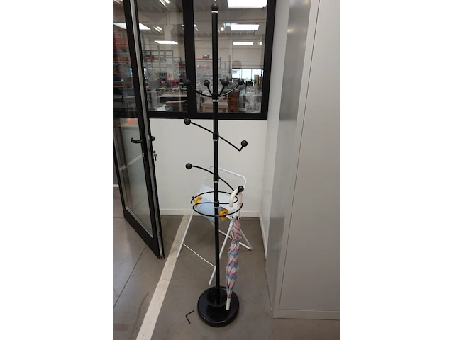 Volledige bureauopstelling - afbeelding 11 van  11