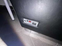 Volledige inboedel schoonheidssalon - afbeelding 8 van  77