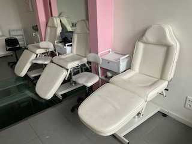 Volledige inboedel schoonheidssalon - afbeelding 1 van  77