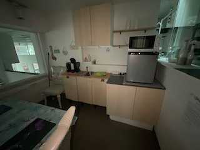 Volledige inboedel schoonheidssalon - afbeelding 49 van  77