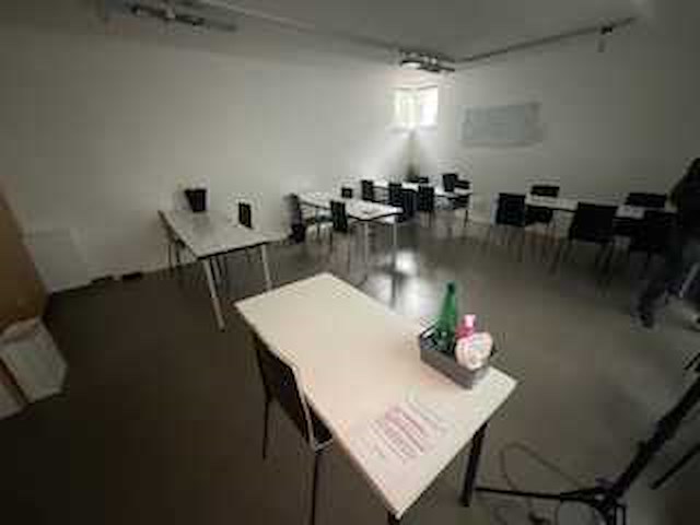 Volledige inboedel schoonheidssalon - afbeelding 51 van  77