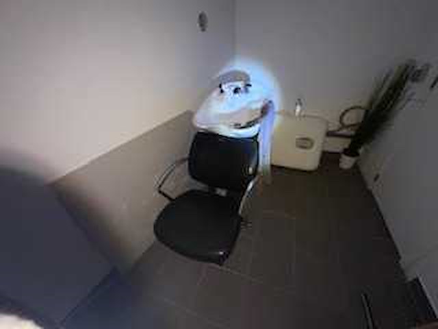 Volledige inboedel schoonheidssalon - afbeelding 56 van  77