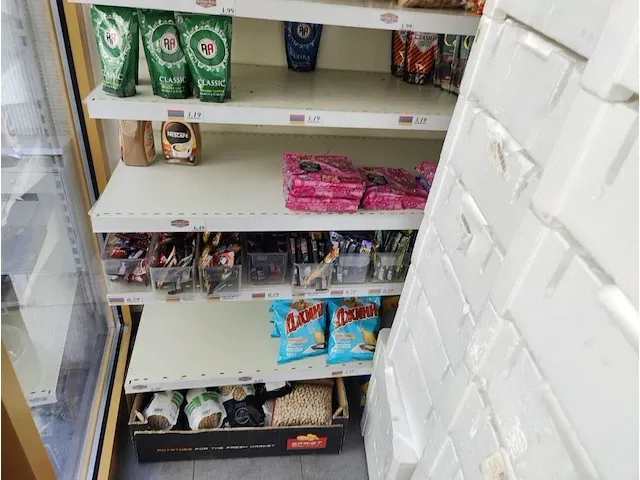 Volledige inboedel winkel - afbeelding 6 van  148