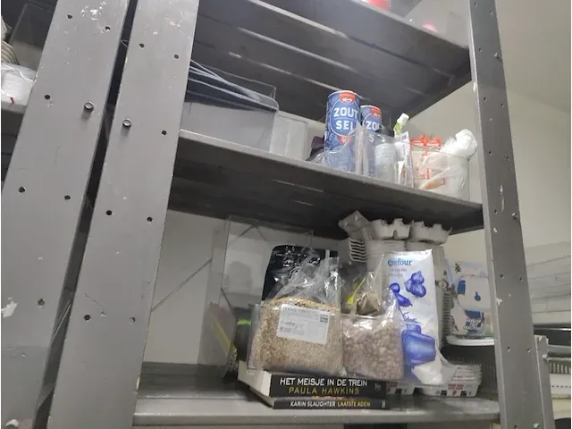 Volledige inboedel winkel - afbeelding 28 van  148