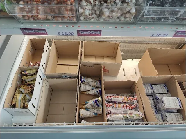 Volledige inboedel winkel - afbeelding 59 van  148