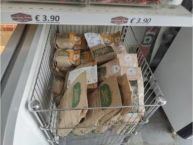 Volledige inboedel winkel - afbeelding 62 van  148