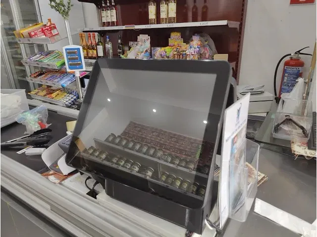 Volledige inboedel winkel - afbeelding 75 van  148