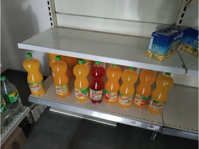 Volledige inboedel winkel - afbeelding 110 van  148