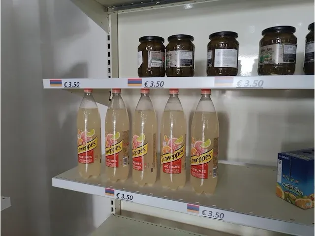 Volledige inboedel winkel - afbeelding 111 van  148