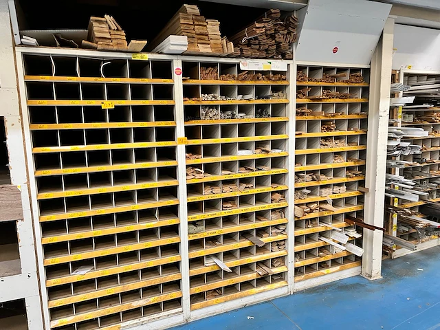 Volledige inboedel - afbeelding 17 van  35