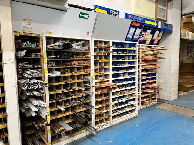 Volledige inboedel - afbeelding 34 van  35