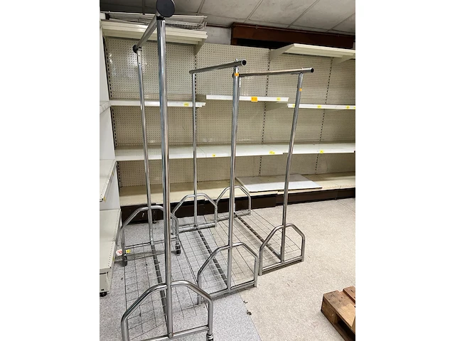 Volledige inboedel - afbeelding 4 van  35