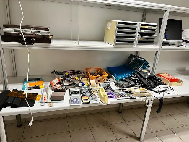 Volledige inboedel - afbeelding 9 van  35