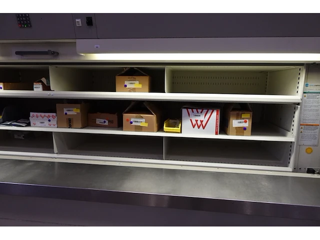 Volledige inhoud automatisch magazijn - afbeelding 29 van  99