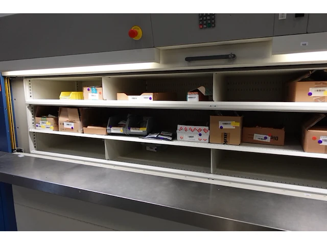 Volledige inhoud automatisch magazijn - afbeelding 30 van  99