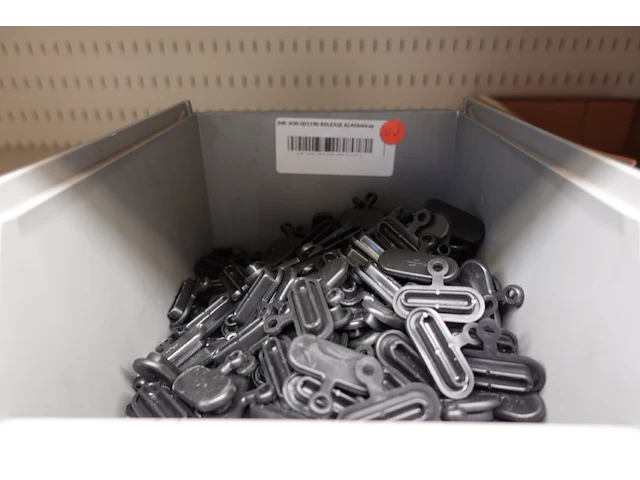 Volledige inhoud automatisch magazijn - afbeelding 57 van  99