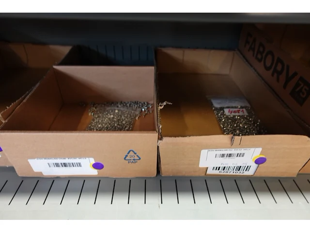 Volledige inhoud automatisch magazijn - afbeelding 3 van  123