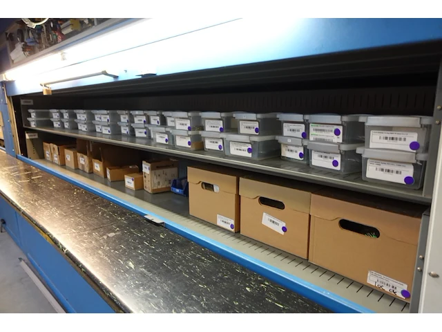 Volledige inhoud automatisch magazijn - afbeelding 16 van  123