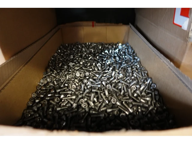 Volledige inhoud automatisch magazijn - afbeelding 38 van  123