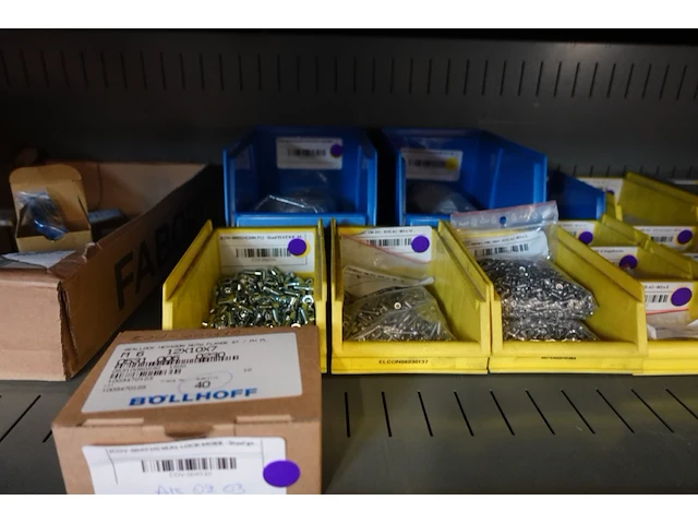 Volledige inhoud automatisch magazijn - afbeelding 43 van  123