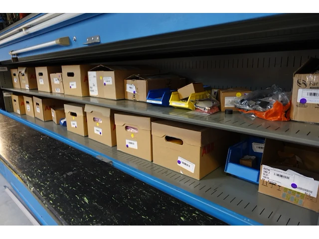 Volledige inhoud automatisch magazijn - afbeelding 46 van  123
