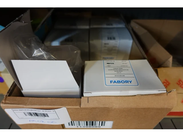 Volledige inhoud automatisch magazijn - afbeelding 61 van  123