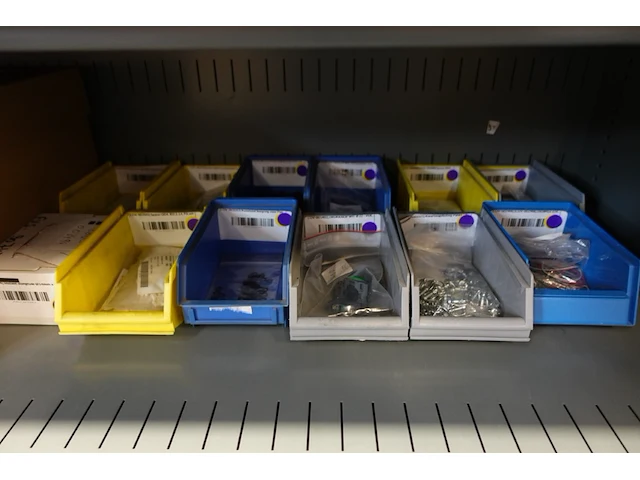 Volledige inhoud automatisch magazijn - afbeelding 71 van  123