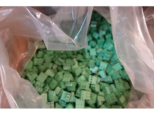 Volledige inhoud automatisch magazijn - afbeelding 115 van  123