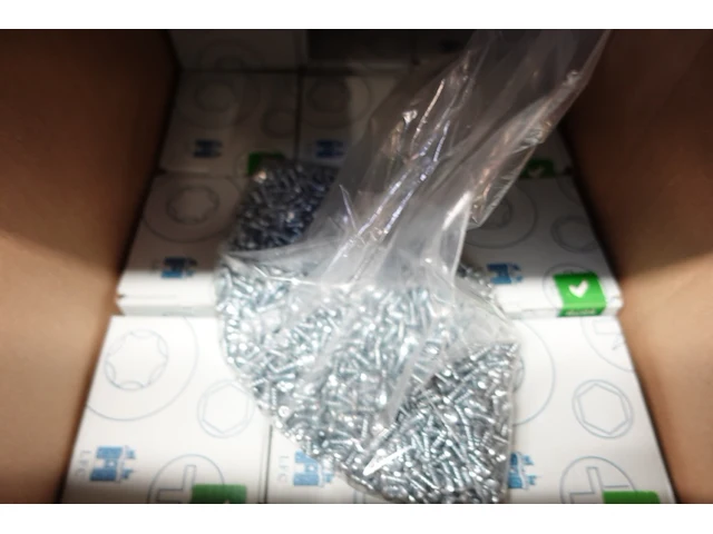 Volledige inhoud automatisch magazijn - afbeelding 120 van  123