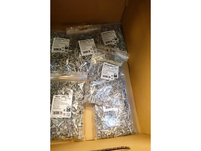 Volledige inhoud automatisch magazijn - afbeelding 85 van  119