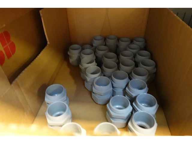 Volledige inhoud automatisch magazijn - afbeelding 118 van  119