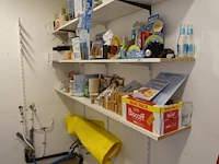 Volledige inhoud berging - afbeelding 9 van  16