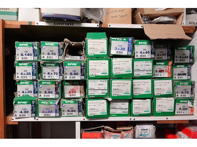 Volledige inhoud berging - afbeelding 2 van  34