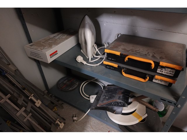 Volledige inhoud berging - afbeelding 13 van  34