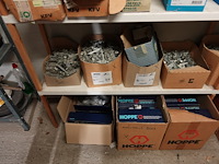 Volledige inhoud berging - afbeelding 16 van  34