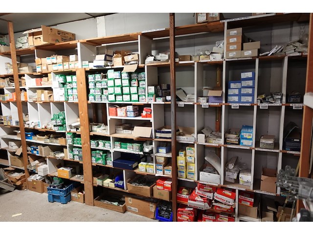 Volledige inhoud berging - afbeelding 12 van  34