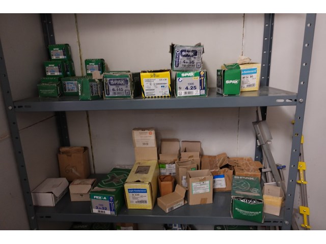 Volledige inhoud berging - afbeelding 26 van  34