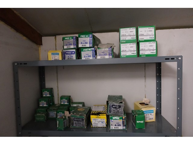 Volledige inhoud berging - afbeelding 27 van  34