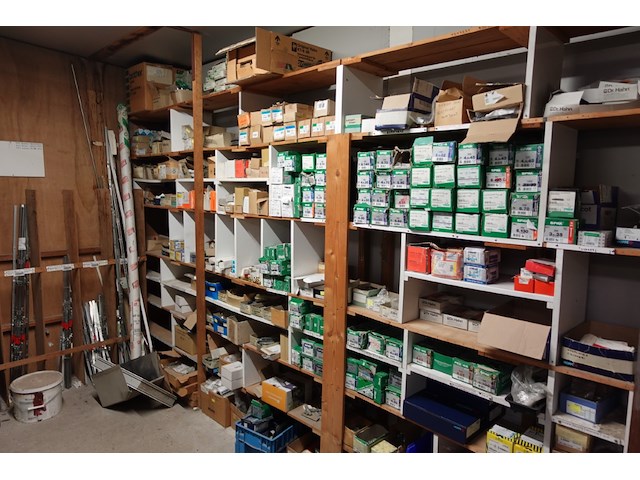 Volledige inhoud berging - afbeelding 23 van  34