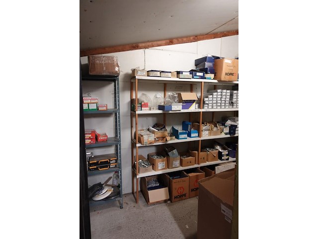 Volledige inhoud berging - afbeelding 29 van  34