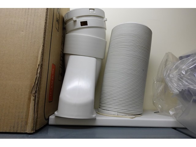 Volledige inhoud berging - afbeelding 5 van  5