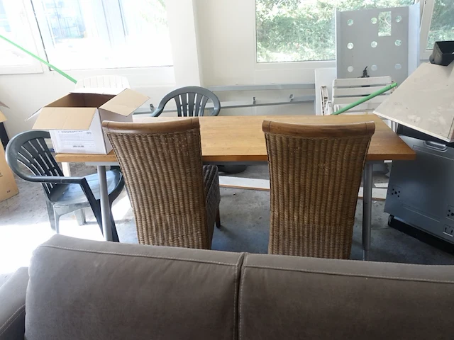 Volledige inhoud bureau ruimte - afbeelding 7 van  12