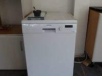 Volledige inhoud bureau ruimte - afbeelding 8 van  12