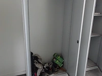 Volledige inhoud bureau ruimte - afbeelding 3 van  5