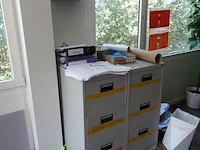 Volledige inhoud bureau ruimte - afbeelding 6 van  18