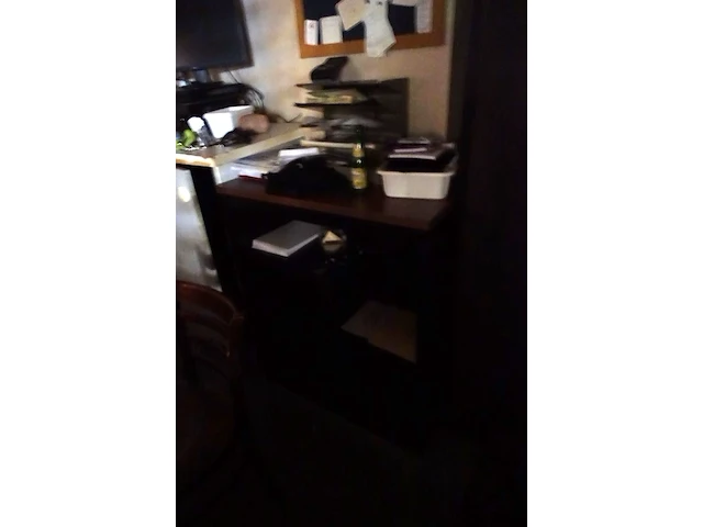 Volledige inhoud bureau - afbeelding 3 van  3
