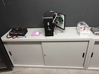 Volledige inhoud bureau - afbeelding 3 van  20