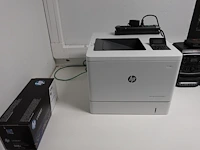 Volledige inhoud bureau - afbeelding 14 van  20