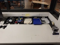 Volledige inhoud bureau - afbeelding 18 van  20